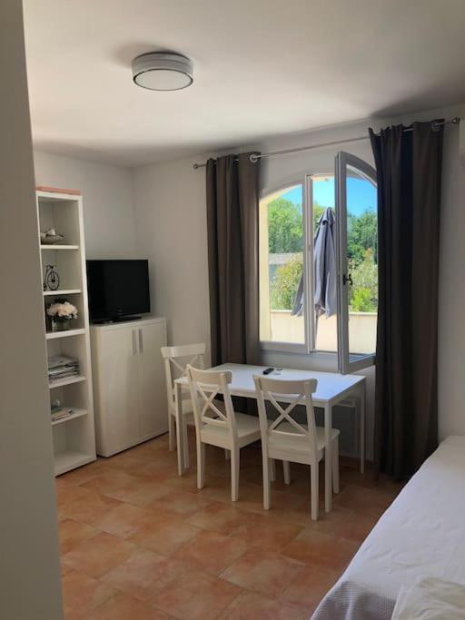 Appartement Dans Bastide A Saint Remy De Provence Dış mekan fotoğraf